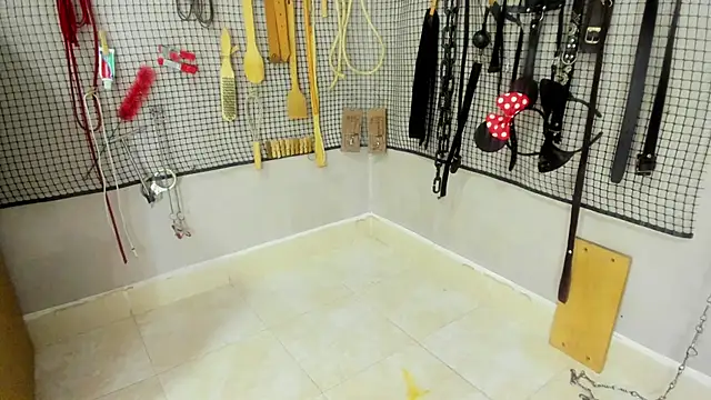 BDSM MEDUZA online show from February 2026 12:30:01 PM