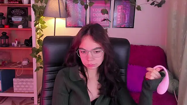 Elise Noir online show from October 2025 04:08:01 PM