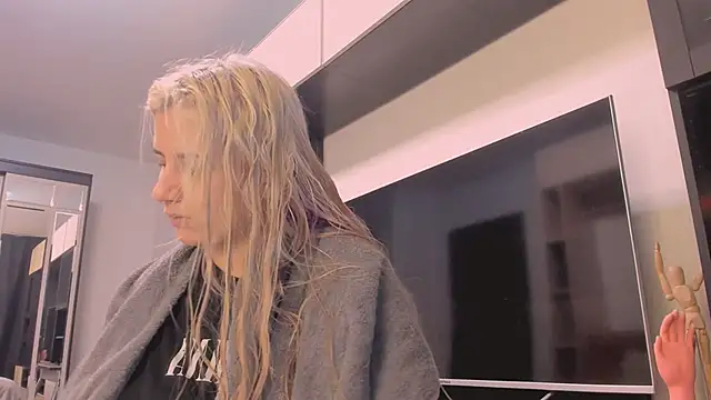 Snapshot of BarbaraSiren chatting on October 2025 01:02:02 PM BarbaraSiren online show from October 2025 01:02:02 PM