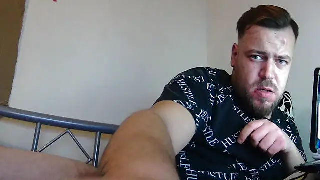 BiologicCargo752 online show from December 2025 07:54:02 PM