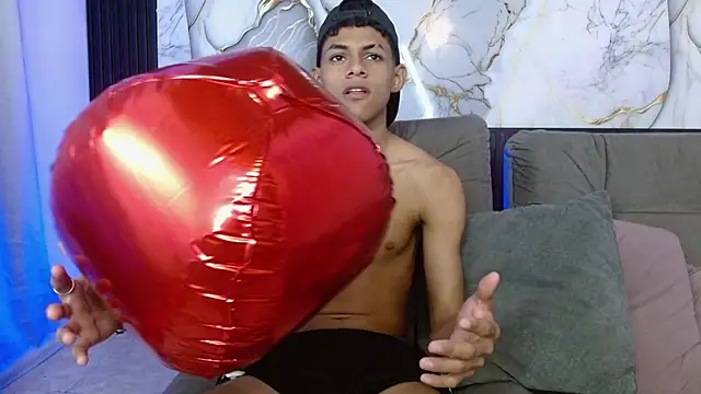 deivid bigcock1 online show from October 2025 11:12:02 PM