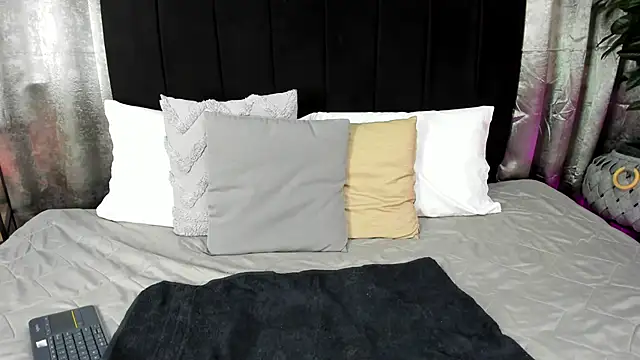 Lenapaul  online show from October 2025 03:58:02 AM