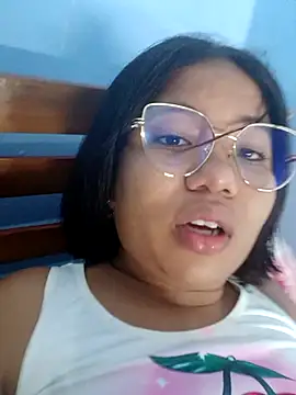 little onixx online show from October 2025 11:54:02 AM