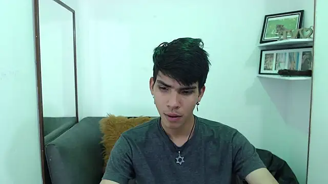 David 925  online show from November 2025 04:01:01 AM