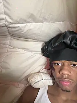 Snapshot of Zayinc chatting on September 2025 05:30:01 AM Zayinc online show from September 2025 05:30:01 AM