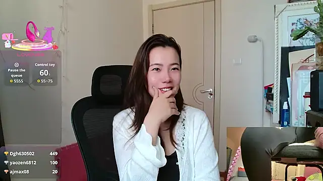 sallycui online show from November 2025 12:43:01 AM