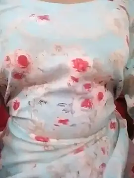 Snapshot of pari_rani7 chatting on October 2025 03:40:02 AM pari rani7 online show from October 2025 03:40:02 AM