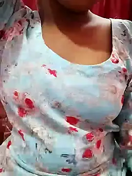 Snapshot of pari_rani7 chatting on November 2025 03:49:02 AM pari rani7 online show from November 2025 03:49:02 AM