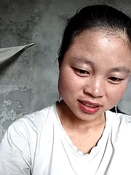 clara-cute online show from October 2025 04:43:01 AM