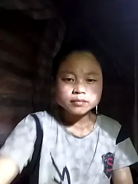 clara-cute online show from October 2025 12:41:02 PM