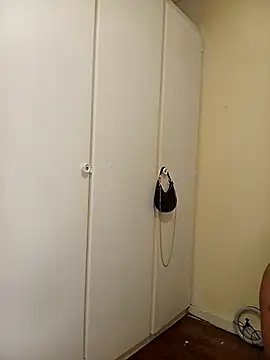 BubblyBeautiful online show from November 2025 11:10:02 AM