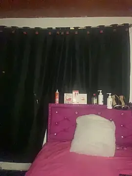 Anna-Hott- online show from October 2025 09:54:01 AM