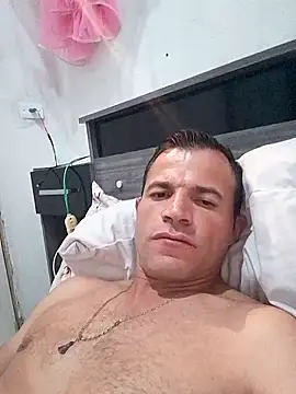 Snapshot of Claudiokkkkk chatting on February 2026 12:40:02 AM Claudiokkkkk online show from February 2026 12:40:02 AM