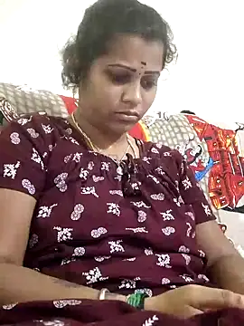 sweetqueen143 online show from November 2025 04:18:02 PM