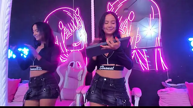 Snapshot of Star_Liight chatting on October 2025 09:35:02 PM Star Liight online show from October 2025 09:35:02 PM