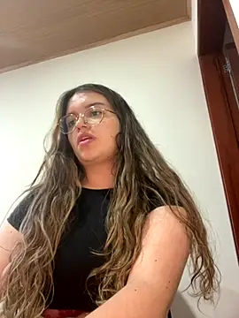 Aphrill online show from September 2025 08:31:02 PM