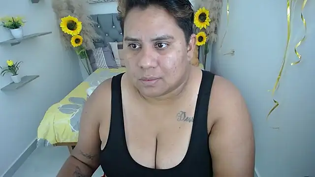 Snapshot of hotlesby_valery chatting on October 2025 07:00:01 PM hotlesby valery online show from October 2025 07:00:01 PM