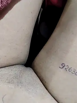 auntybbk online show from September 2025 08:01:01 PM