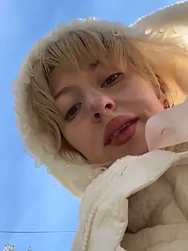 RonnieKiss online show from October 2025 03:34:02 AM