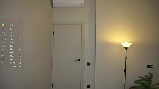 AdrianaCoenen online show from November 2025 05:30:01 PM