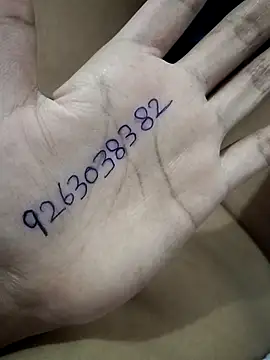 Snapshot of JassiKumari02 chatting on November 2025 06:43:02 PM JassiKumari02 online show from November 2025 06:43:02 PM