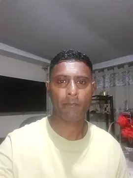 kingVibeX online show from November 2025 08:03:01 PM