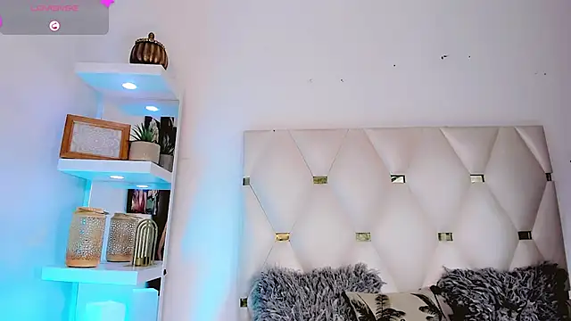  IsabellaRousse online show from February 2026 10:03:02 PM