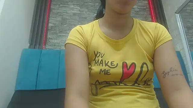 Lil Rose2006 online show from December 2025 11:49:02 AM