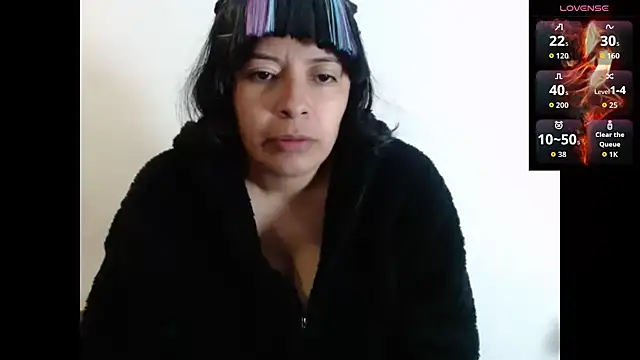 Acelinrose online show from October 2025 11:36:01 PM