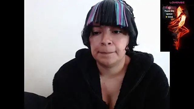 Acelinrose online show from November 2025 02:07:02 PM