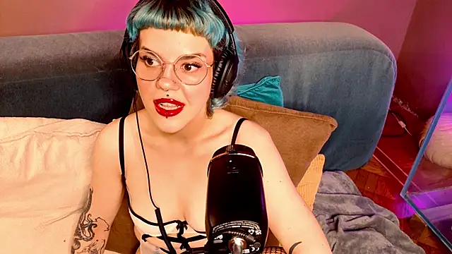 Snapshot of tacodeluxxxe chatting on September 2025 01:19:02 AM tacodeluxxxe online show from September 2025 01:19:02 AM