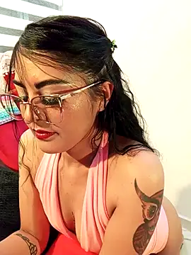 ValeNiitaLuv online show from November 2025 02:33:02 AM