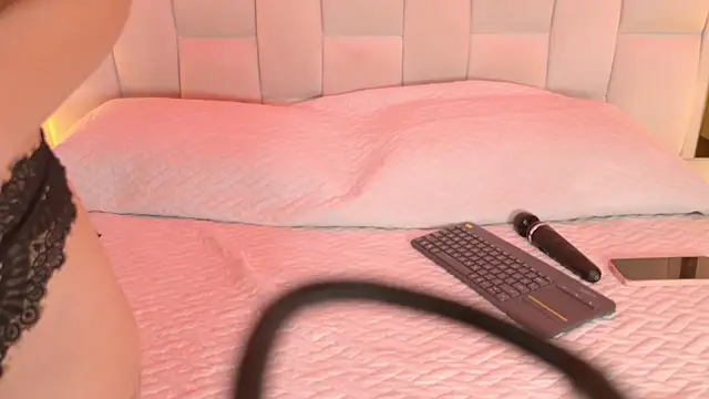 samanthaa sm online show from October 2025 11:30:01 AM