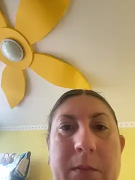 Snapshot of oksana1990 chatting on October 2025 06:19:01 AM oksana1990 online show from October 2025 06:19:01 AM