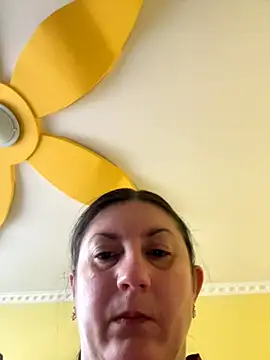 Snapshot of oksana1990 chatting on October 2025 06:31:01 AM oksana1990 online show from October 2025 06:31:01 AM