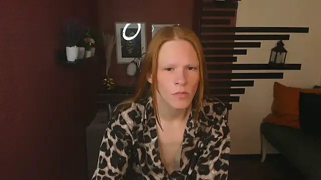 ChloeValentinee online show from November 2025 01:32:02 PM