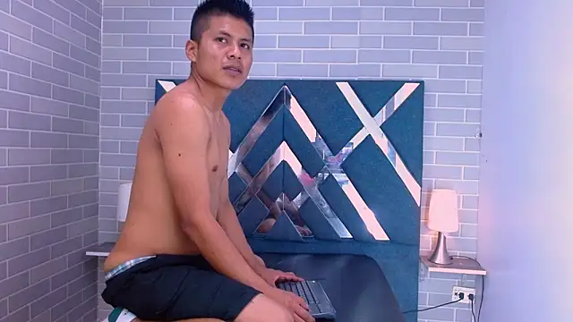 marcus hans  online show from November 2025 07:13:01 PM