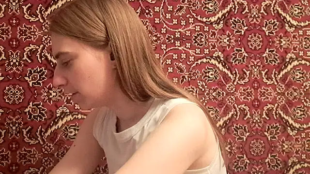 ivetabloom online show from September 2025 05:36:02 PM