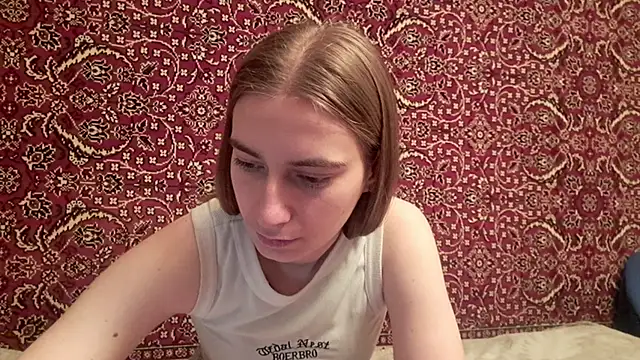 ivetabloom online show from November 2025 03:01:02 PM