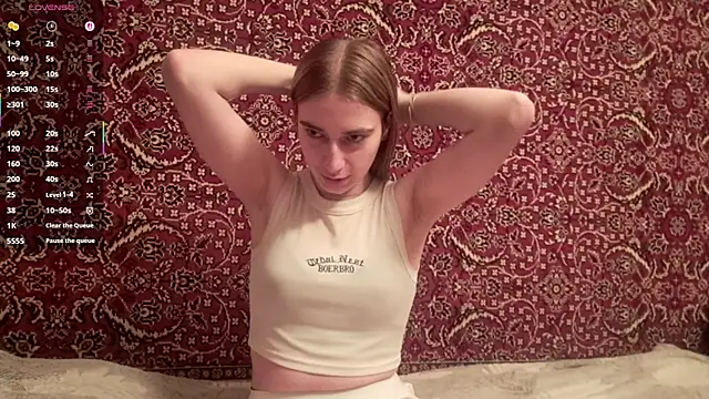 ivetabloom online show from November 2025 07:25:02 PM