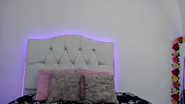 celestederek online show from January 2026 07:19:01 PM