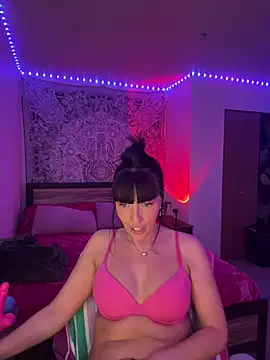 MaciiMayy online show from February 2026 08:27:02 PM