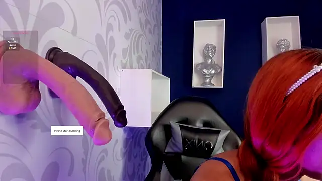 Kelseyfoxy  online show from October 2025 07:44:01 PM