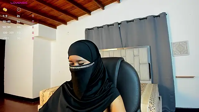 kalila latif online show from October 2025 02:37:02 AM