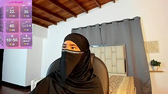 kalila latif online show from November 2025 02:39:02 AM