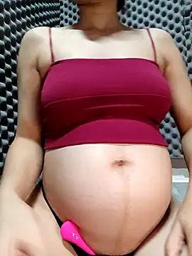 Pipi23  online show from October 2025 03:03:02 AM