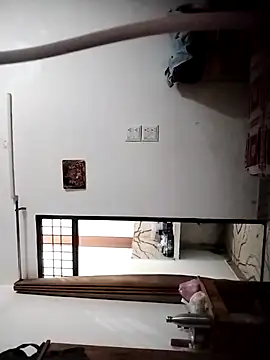 Snapshot of chatting on September 2025 05:05:02 PM online show from September 2025 05:05:02 PM