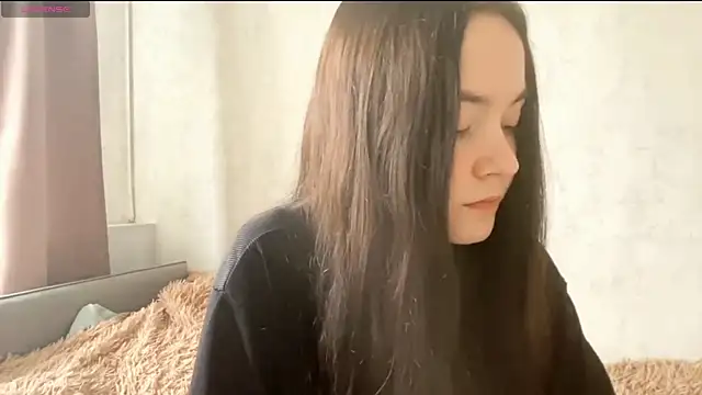 VividSienna online show from September 2025 06:18:02 AM