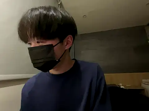 Yo155 online show from October 2025 06:28:01 PM