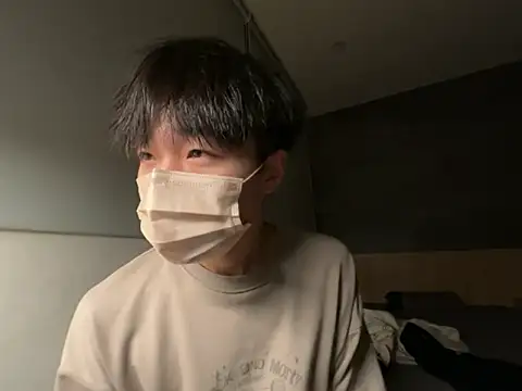 Yo155 online show from October 2025 05:17:01 PM